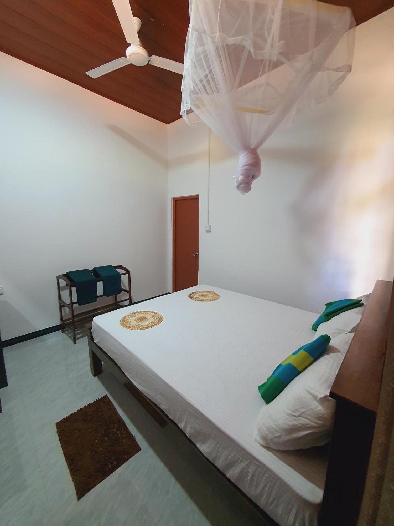 Sanu Home Stay 시기리야 외부 사진