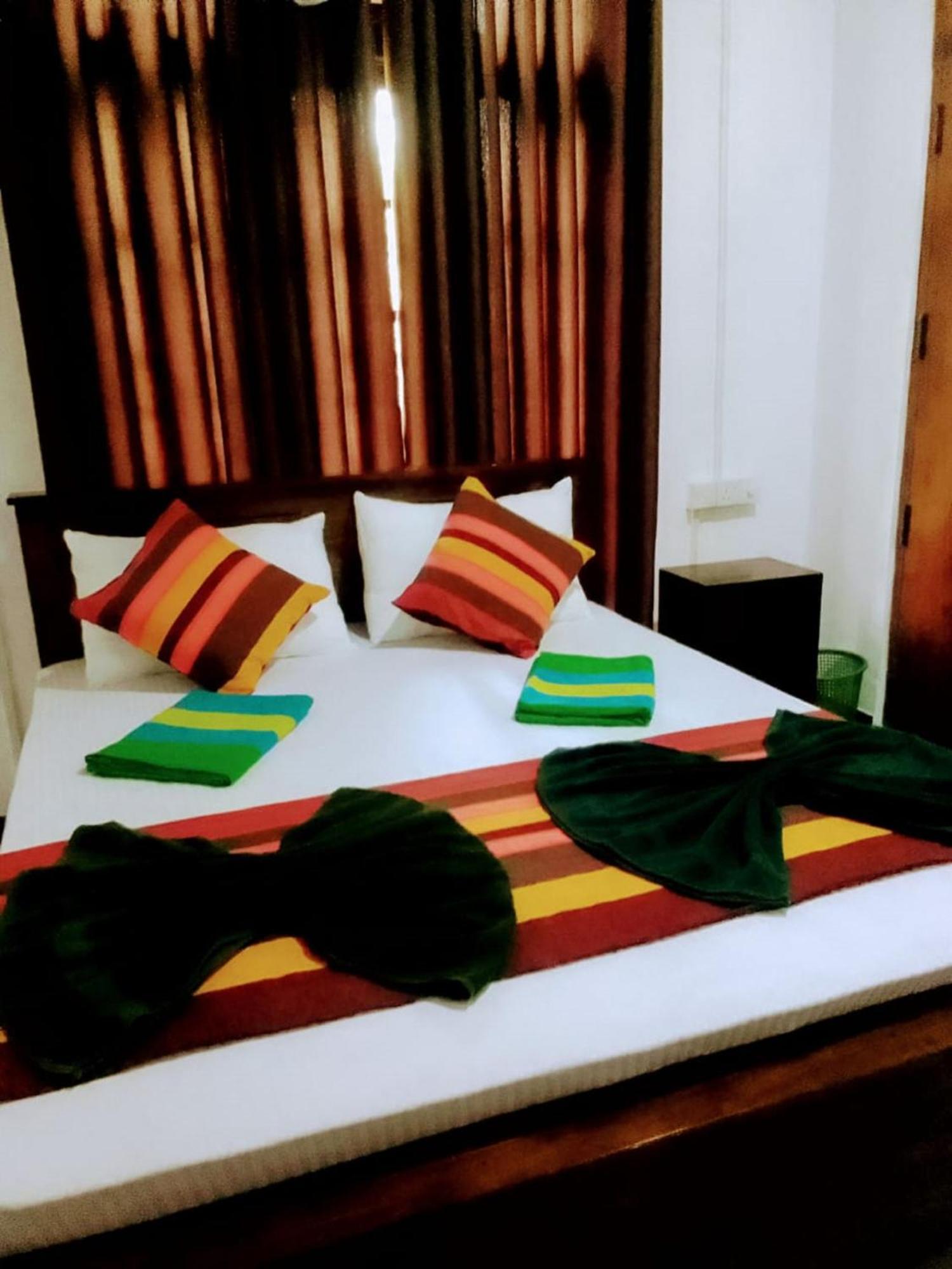 Sanu Home Stay 시기리야 외부 사진